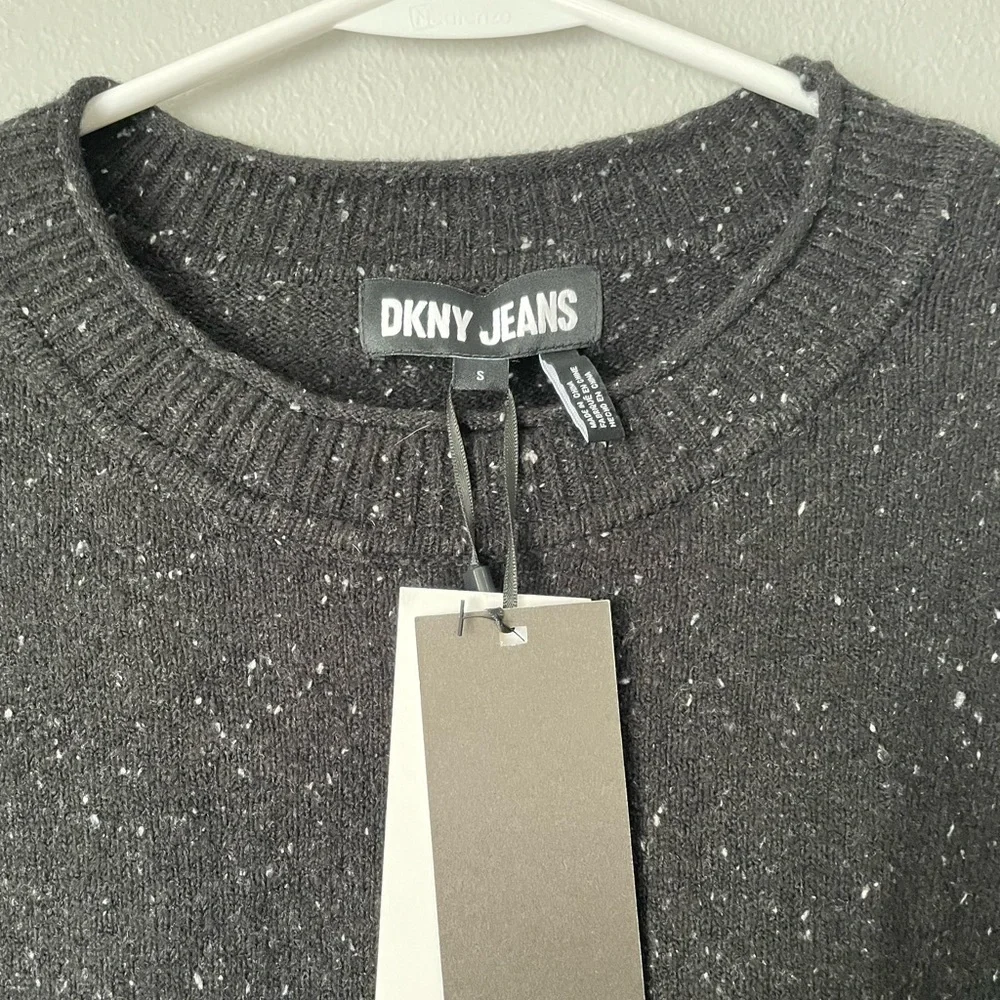 DKNY Jeans NWT Women's Black and White Heathered Crew Neck Sweater S - Picture 2 of 4
